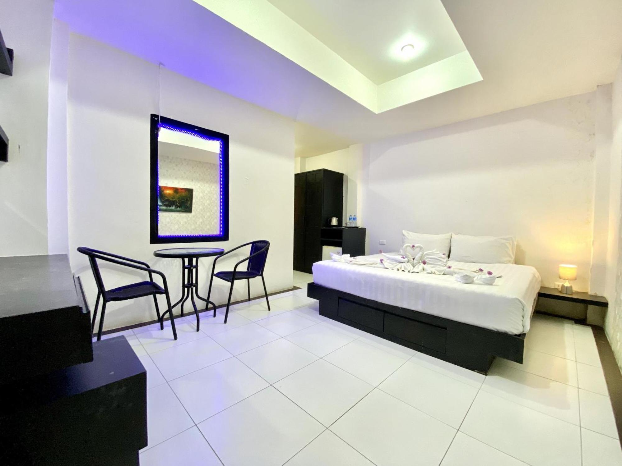 Beachwalk Patong المظهر الخارجي الصورة