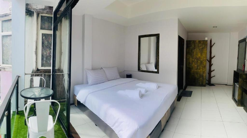Beachwalk Patong المظهر الخارجي الصورة